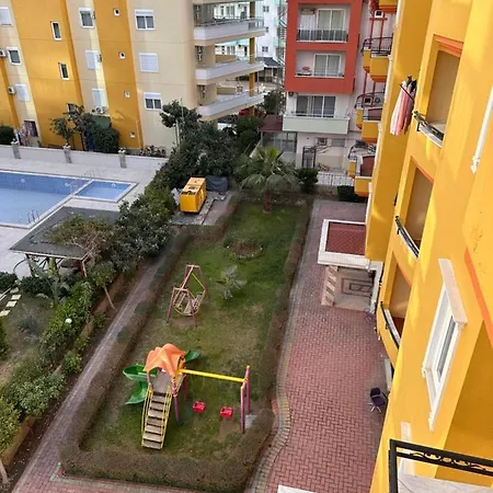 Apartment With Pool Alanya
